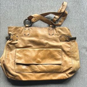 Stylish Tan Leather Tote Bag